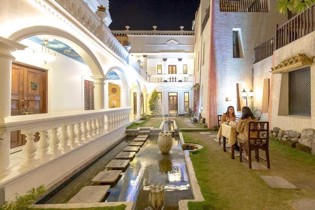 קטמנדו Baber Mahal Vilas - The Heritage Hotel מראה חיצוני תמונה