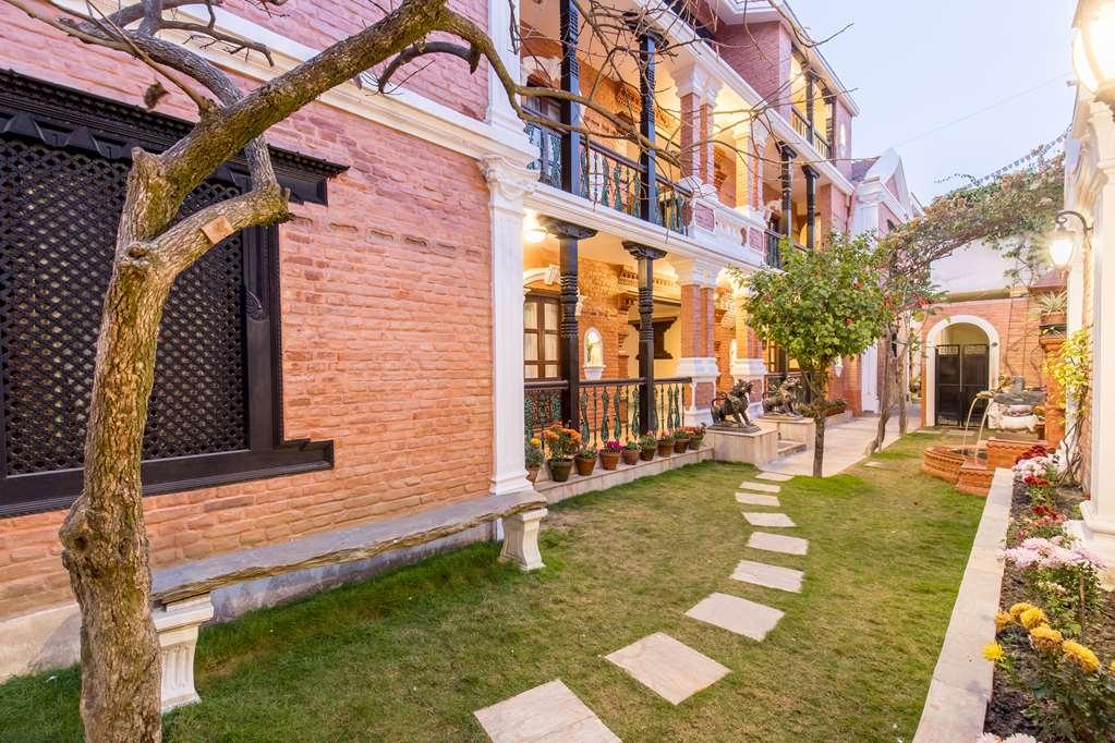 קטמנדו Baber Mahal Vilas - The Heritage Hotel מראה חיצוני תמונה