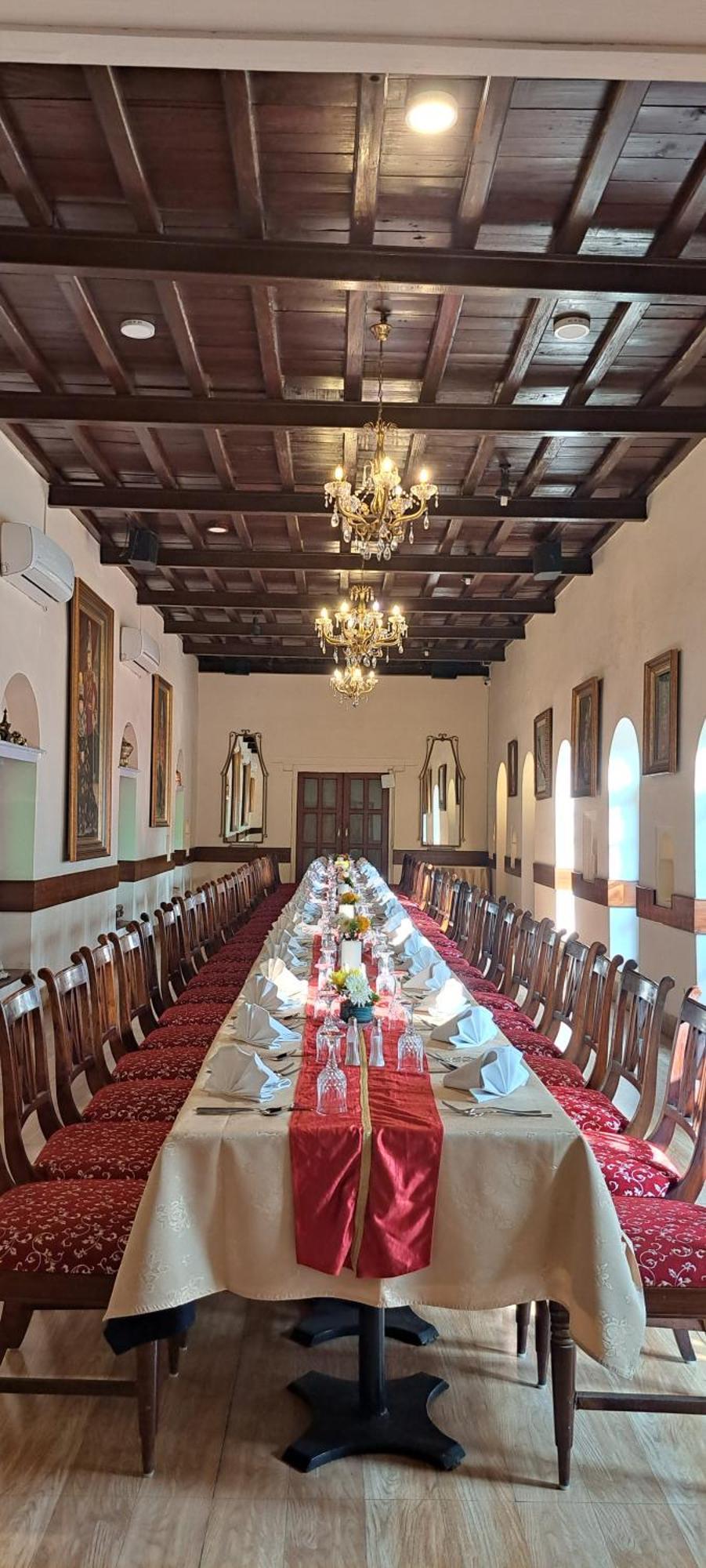 קטמנדו Baber Mahal Vilas - The Heritage Hotel מראה חיצוני תמונה