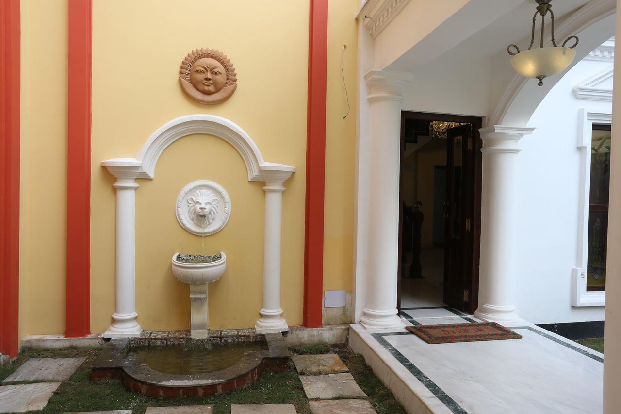 קטמנדו Baber Mahal Vilas - The Heritage Hotel מראה חיצוני תמונה
