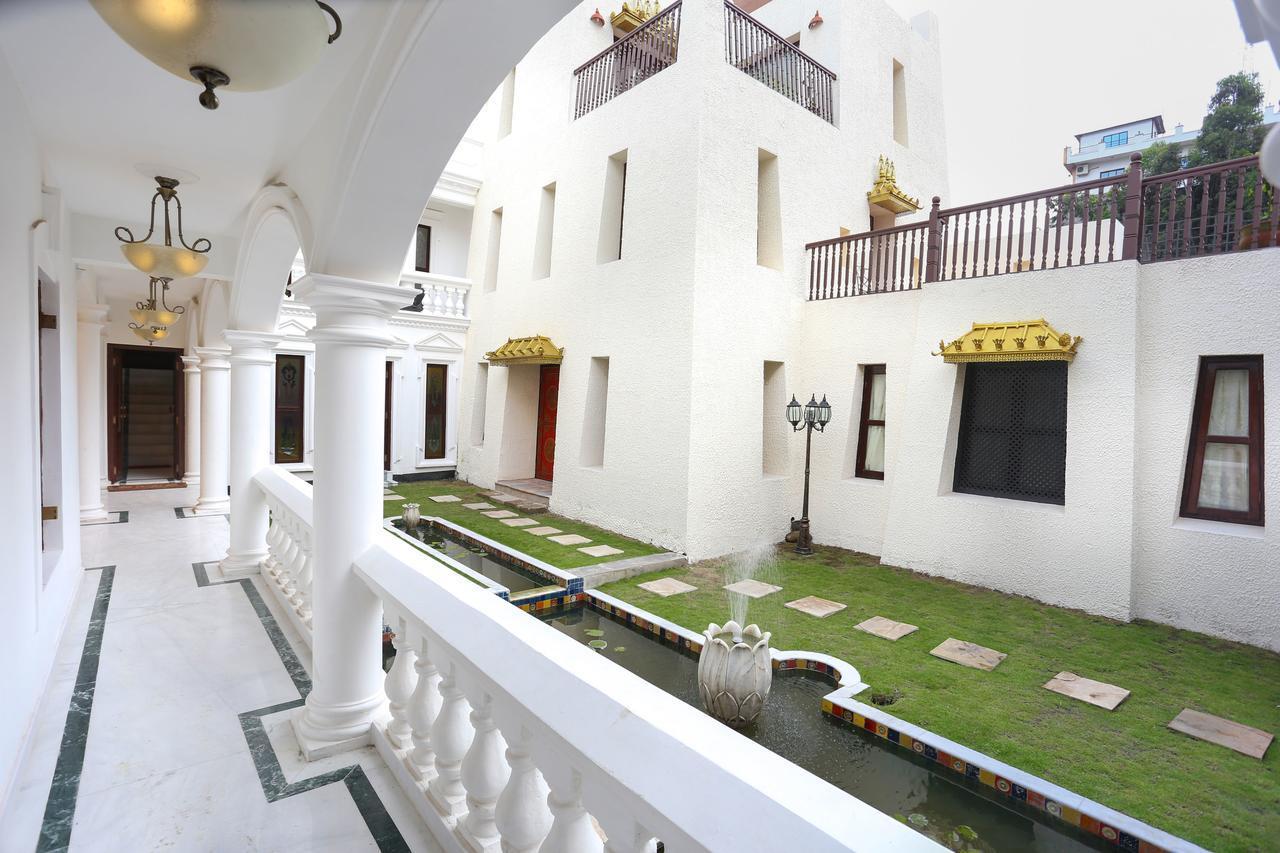 קטמנדו Baber Mahal Vilas - The Heritage Hotel מראה חיצוני תמונה