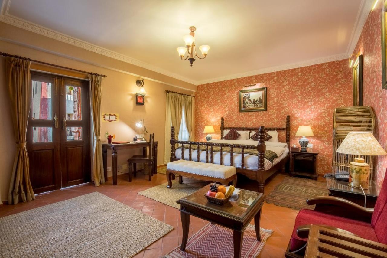 קטמנדו Baber Mahal Vilas - The Heritage Hotel מראה חיצוני תמונה